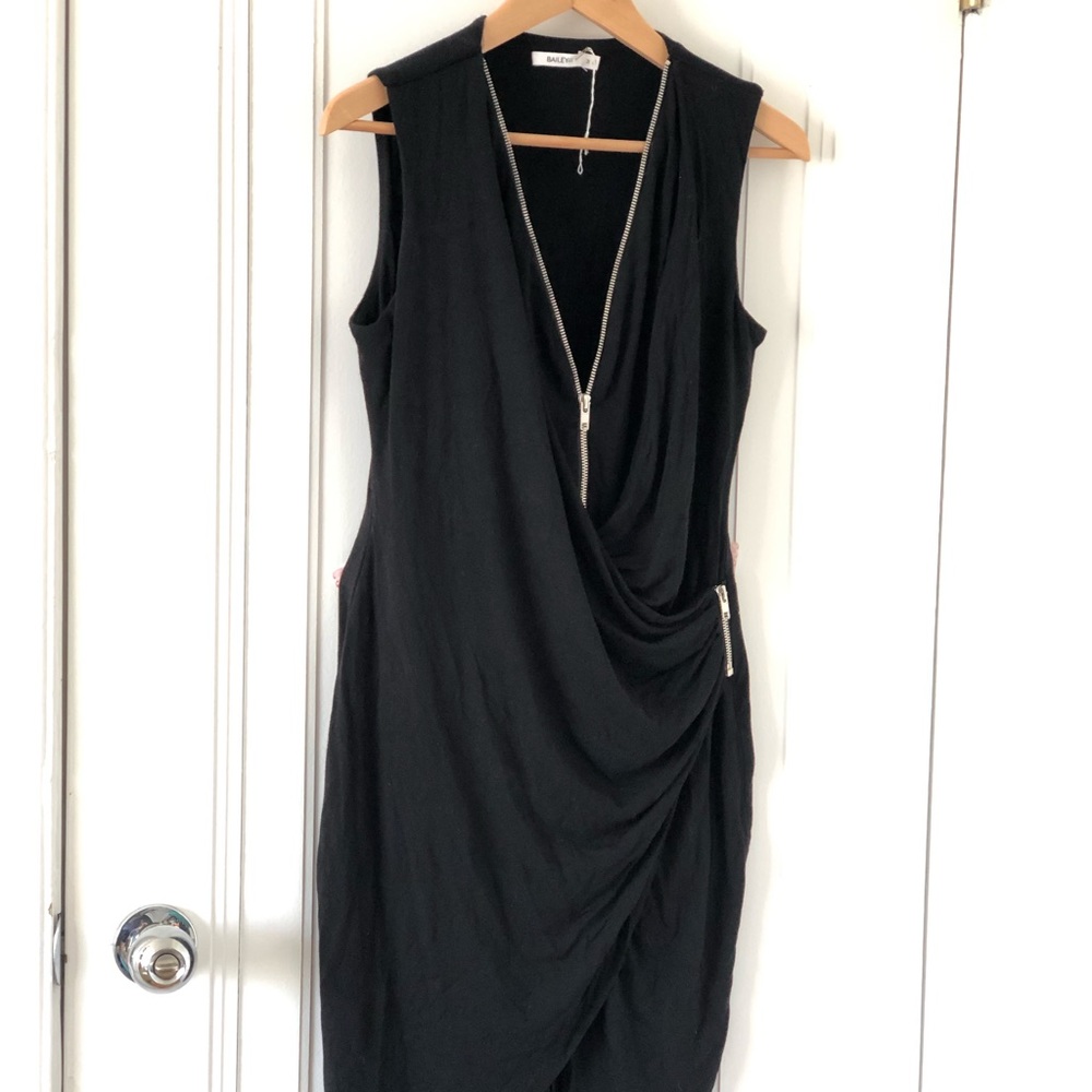 Bailey 44 Zipper Dress LBD SzM, sleeveless, black